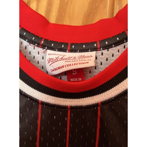 Mitchell & Ness NBA Swingman Bulls Scottie Pippen Alternate Jersey 95-96 Size S - Picture 10 of 11